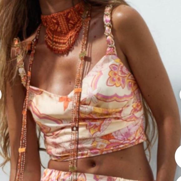 Zara Sasha Crop Top - Picture 1 of 5